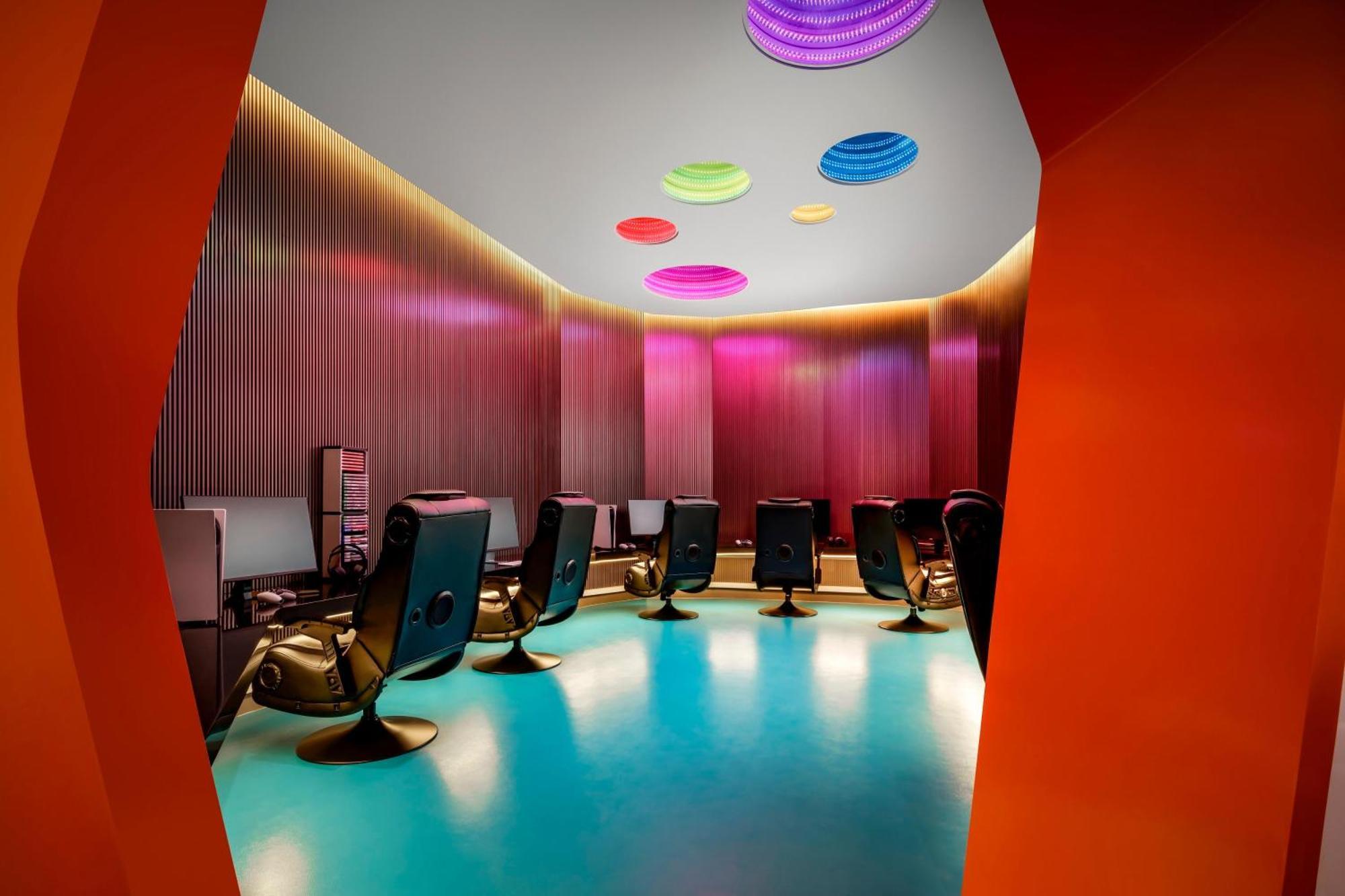 Atlantis The Royal Hotel Dubai Exterior photo The Internet Lounge