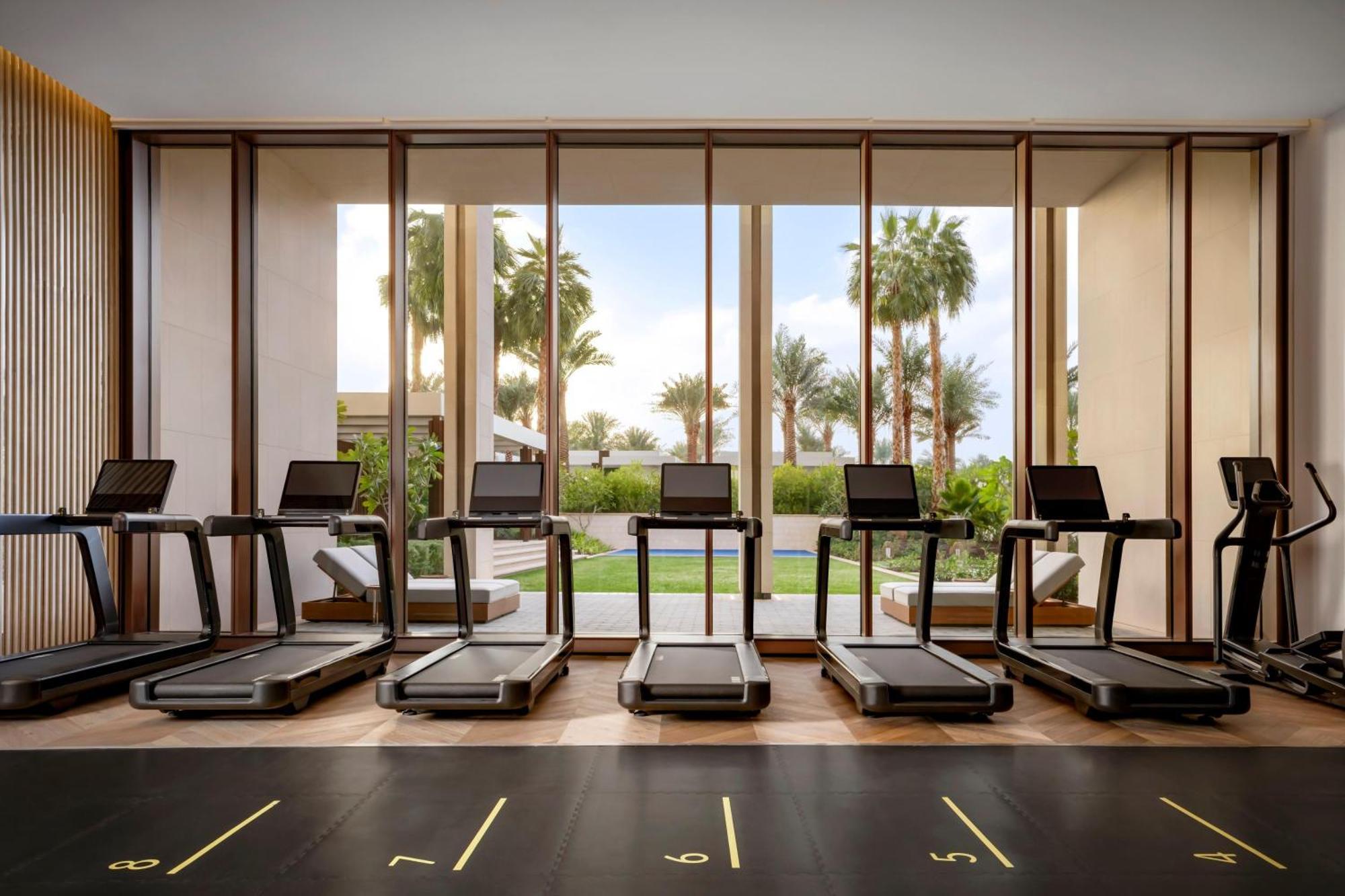 Atlantis The Royal Hotel Dubai Exterior photo The gym at the hotel